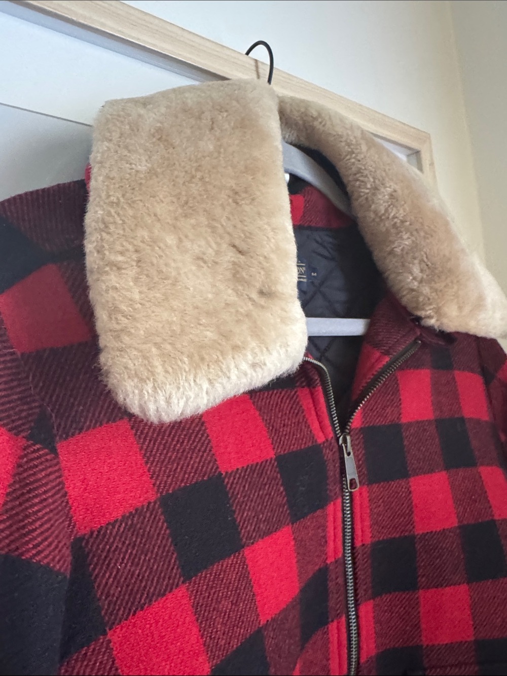 Pendleton Wool Red and Black Buffalo Plaid Bomber Jacket with Faux Fur Collar - Picture 6 of 6